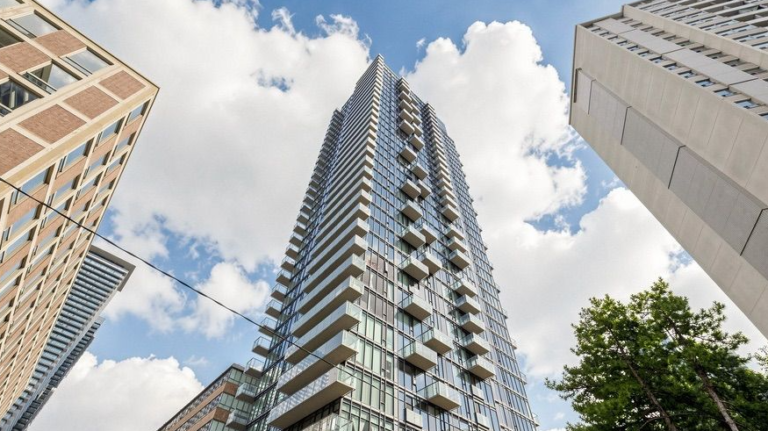 Nicholas Residences