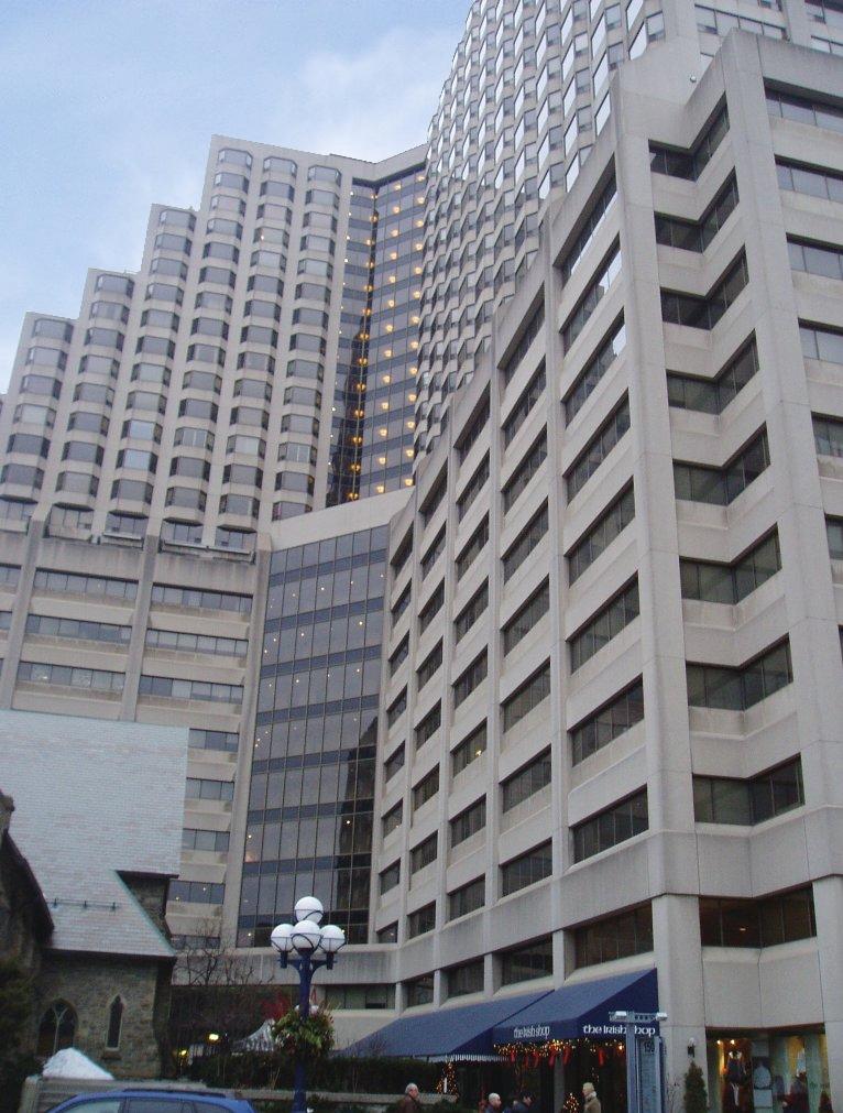 Renaissance Plaza